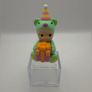 Sonny Angel Birthday Gift Bear Series - Confirmed Present Hug.